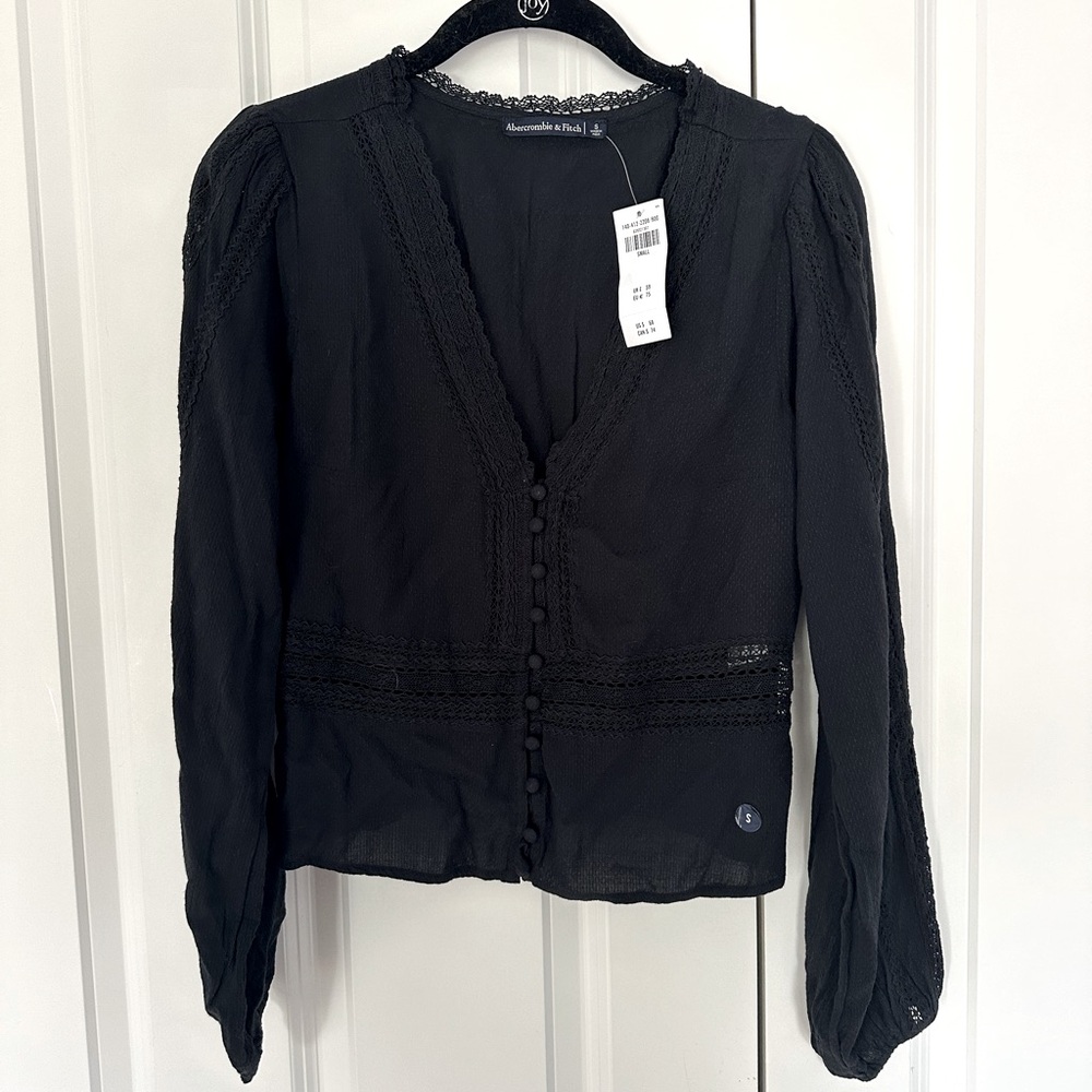 NWT Abercrombie & Fitch Black Lace Detail Long Sleeve Blouse - Small
